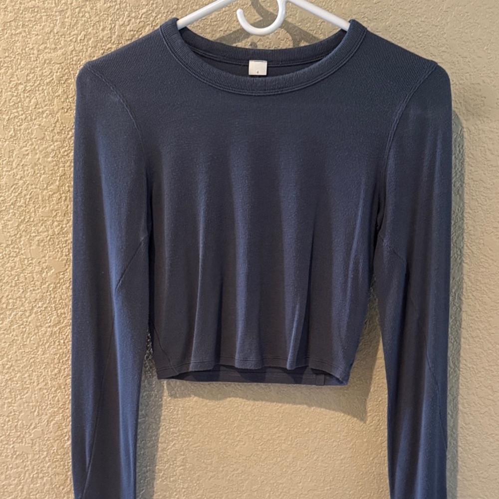 lululemon athletica Hold Tight Straight Hem Cropped Long Sleeve Shirt